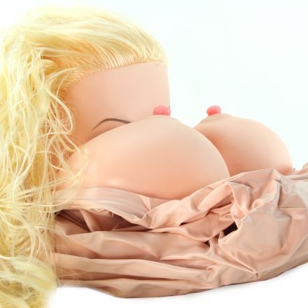 Секс-кукла Carmen Luvana