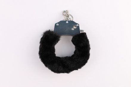 Металлические наручники с черным мехом Fur-lined Handcuffs